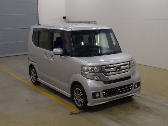 3319 Honda N box JF1 2015 г. (NAA Tokyo)